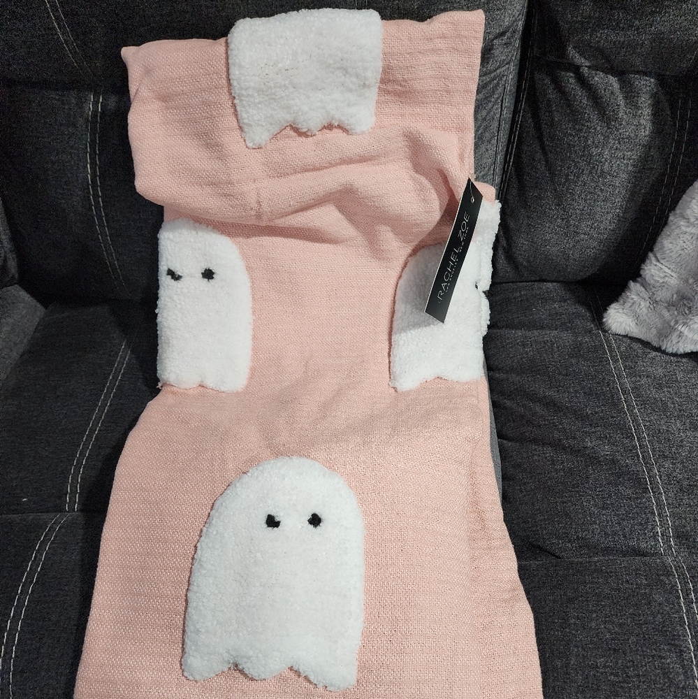 NWT Rachel Zoe Ghost Blanket 50"x70"